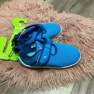 Speedo Blue Kids Water Shoes Velcro Strap Size L NWT